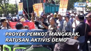 Beberapa Proyek Pemkot Mangkrak, Ratusan Aktivis Demo