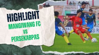 Persekabpas Cukur Habis Mangiwang FC 3-0 di Stadion R Soedarsono